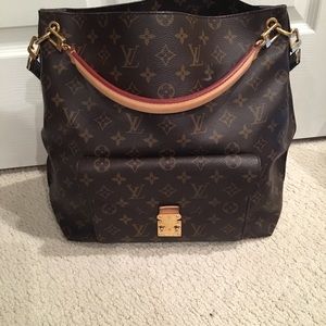 Louis Vuitton Monogram Metis